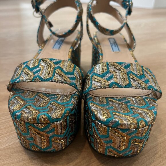 PRADA Blue Jacquard Platform Heels - NEW size 7 - Picture 3 of 5